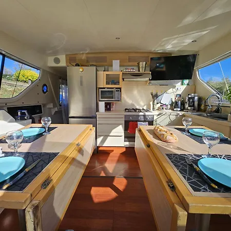 Botel Bateau Navylis Croisiere *