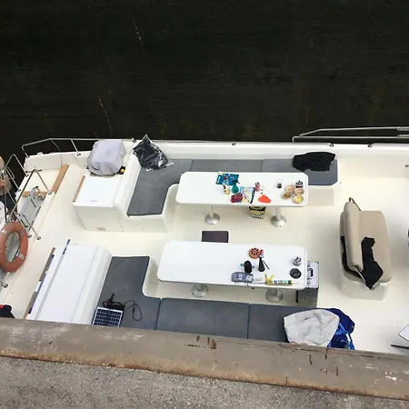 Navylis Croisière Bateau-hôtel *