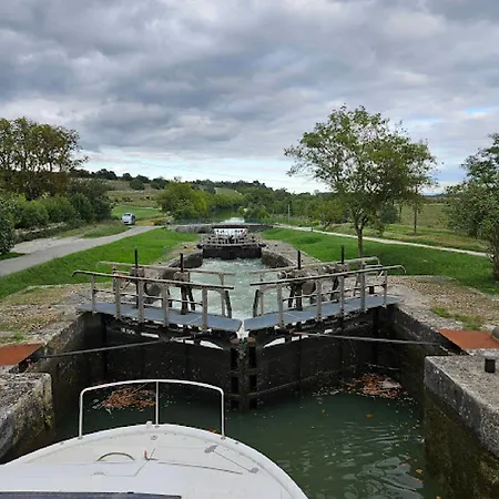 Bateau-hôtel Navylis Croisière *